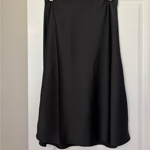 The Drop Silky Slip Skirt - NWOT - Elegant Black Satin Skirt - Size M - Picture 3 of 9